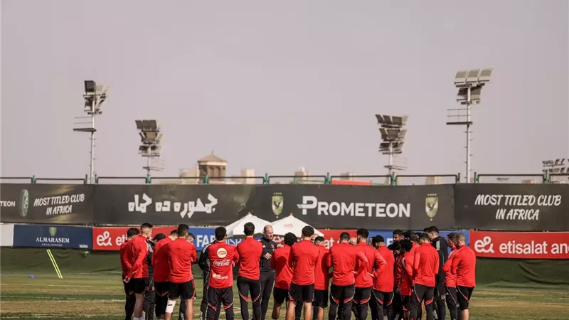 فحوصات طبية لنجم الأهلي لتحديد موقفه من مباراة المصرية للاتصالات 