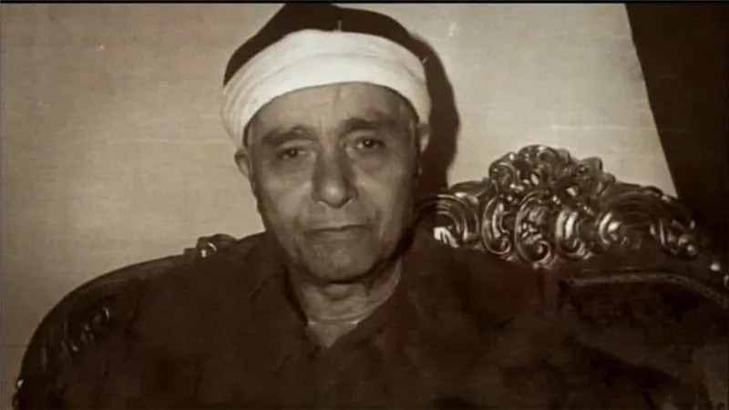 آخر صورة لسلطان القراء..مصطفى إسماعيل يودع الدنيا بتلاوته الأخيرة من دمياط