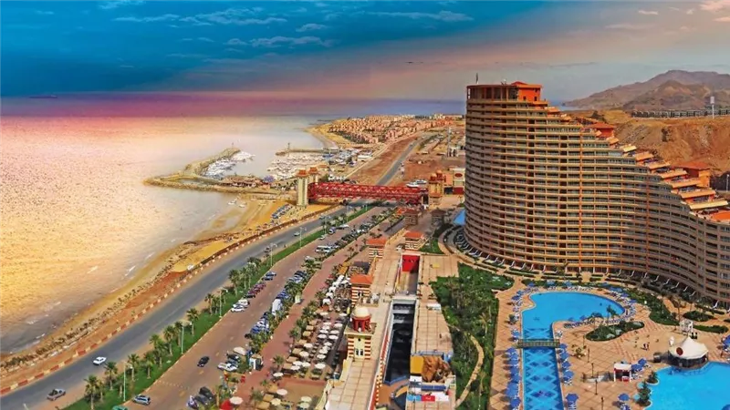 مصر تشهد طفرة سياحية في الشتاء.. خبير: استقبال 19 مليون سائح هذا الموسم