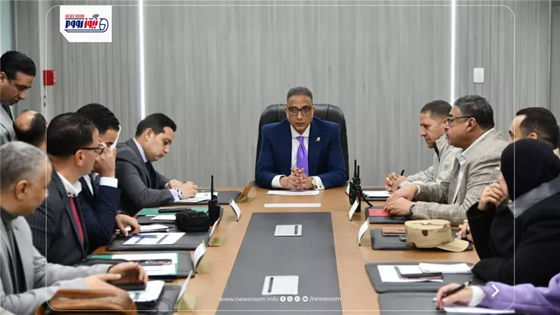 محافظ الفيوم يتابع أعمال فتح وانتظام لجان التصويت باليوم الأول من جولة الإعادة