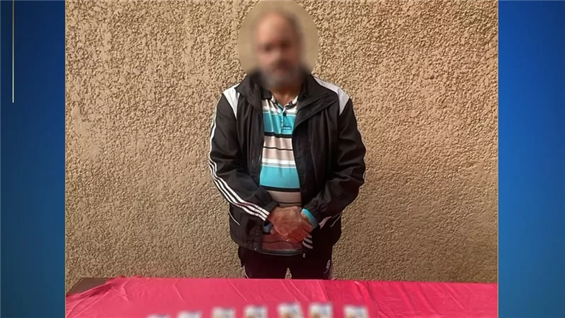 ضبط دعاية انتخابية مخالفة بمحيط لجنة بدمنهور محافظة البحيرة 