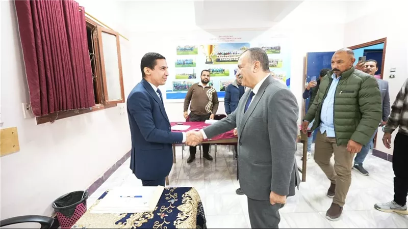 محافظ أسيوط يتفقد لجان الإعادة مساء ويؤكد وعي المواطنين بالدائرة الثالثة