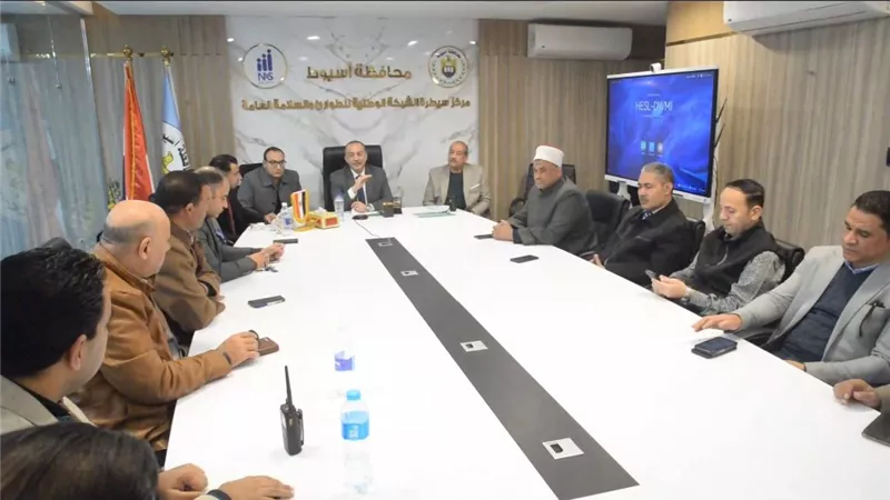 محافظ أسيوط: انتهاء اليوم الأول من جولة الإعادة بالدائرة الثالثة وغلق اللجان