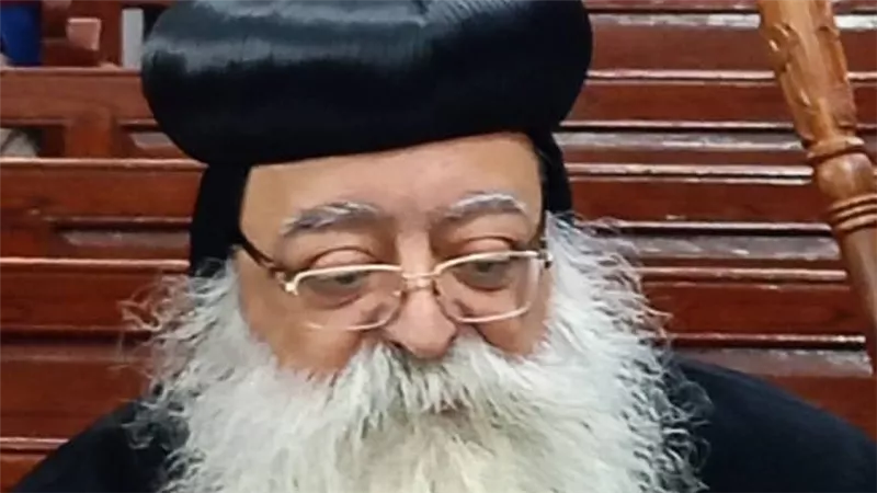 الأنبا تكلا يترأس قداس عيد الميلاد المجيد في كاتدرائية دشنا بقنا