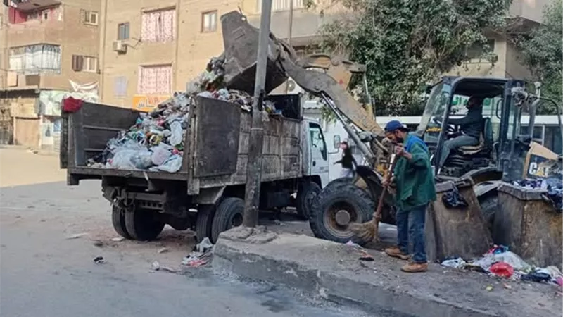 الجيزة: رفع ٥٠٠ طن مخلفات من أرض المطحن بالمنيرة وحملات مكثفة بعدة شوارع