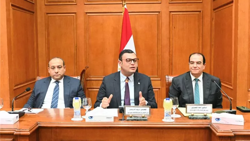 وزير الإسكان يشارك في اجتماع لجنة الإسكان والإدارة المحلية بمجلس الشيوخ