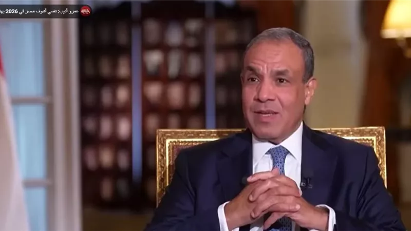 وزير الخارجية: أشجع المنتخب الوطني والدولة تحترم حرية اختيار كل الأندية|فيديو 