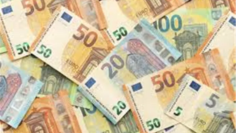 سعر صرف  اليورو مقابل الجنيه اليوم الثلاثاء 30 ديسمبر 2025