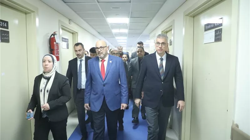 وزارة الصحة تنظم زيارة لوزير الصحة التركي في معهد ناصر للبحوث والعلاج