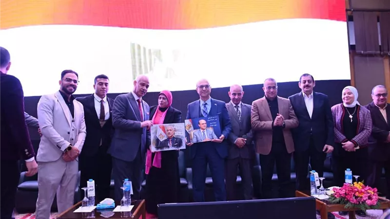 جامعة أسيوط تفتتح اليوم العلمي لدعم أطباء دفعة 59 باختيار التخصص الطبي