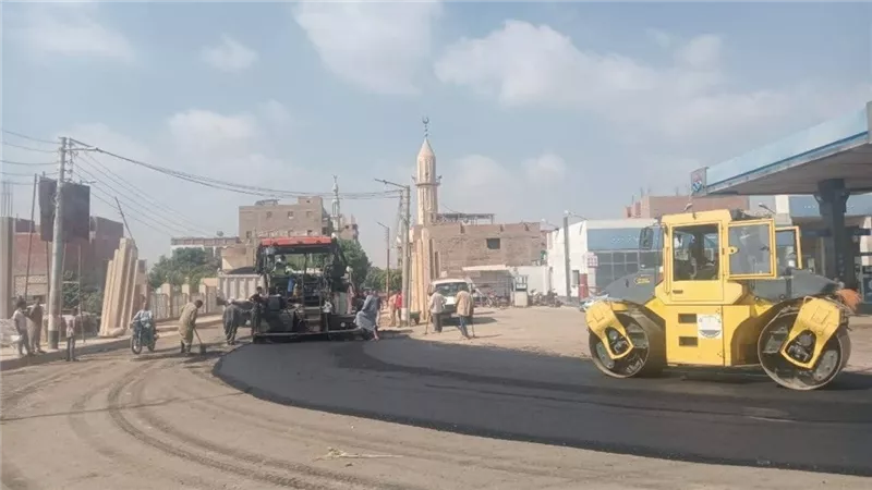 بتكلفة 179 مليون جنيه.. محافظ أسيوط يعلن تطوير شامل للطرق والنقل في 2025
