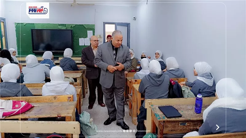 قبيصي يتابع مدرسة الفيوم الثانوية للبنات ويشيد بانتظام العملية التعليمية