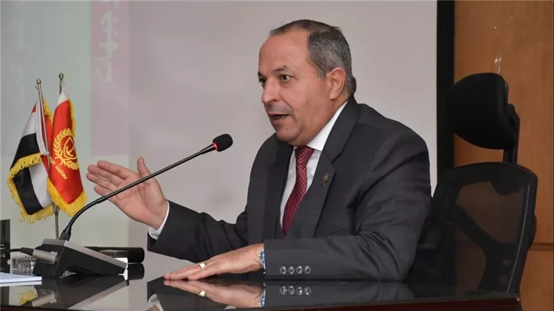 محافظ بورسعيد يصدق على صرف بدل المنطقة الحرة لأصحاب المعاشات