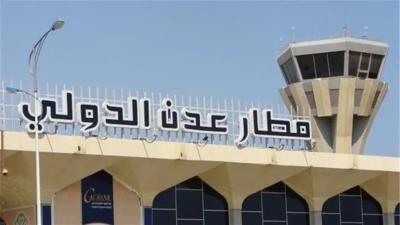 الحكومة اليمنية تقرر فرض قيود على حركة الطيران القادمة من الإمارات