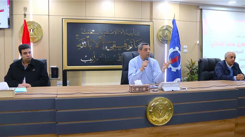 محافظ السويس: متابعة التقنين والتصالح في مخالفات البناء والخطة الاستثمارية