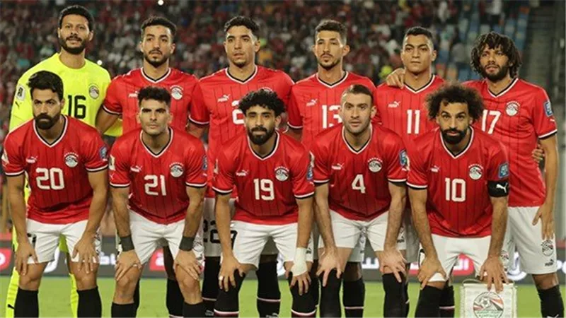 ناقد رياضي: عودة العناصر الأساسية لمنتخب مصر تمنحنا فرصًا كبيرة لتخطي بنين