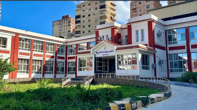 الصحة: تقديم 8.2 مليون خدمة طبية من خلال مستشفيات ومراكز الرعاية بالإسكندرية