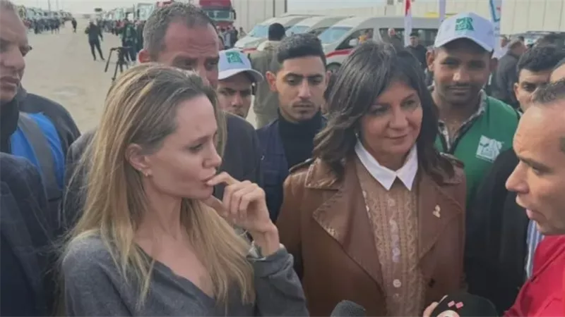 أنجلينا جولي من معبر رفح: أهالي غزة يواجهون معاناة صعبة ويجب إدخال المساعدات