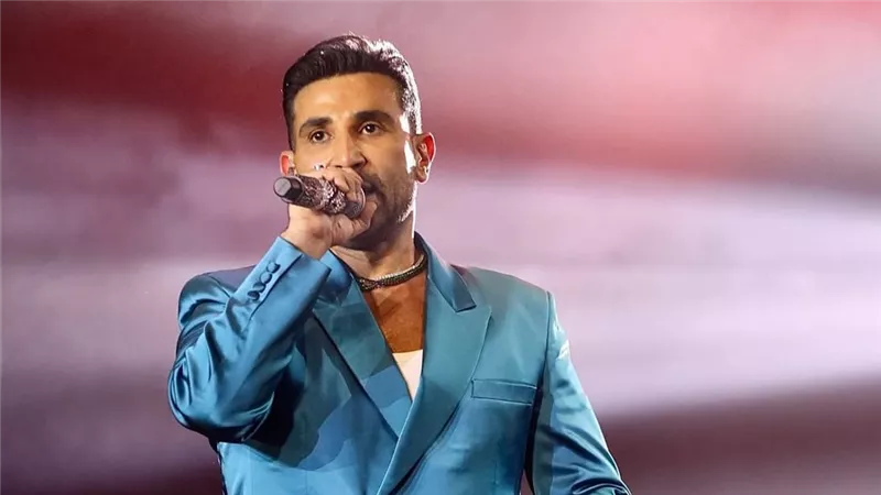 بحفل كامل العدد.. أحمد سعد يشعل مسرح المجاز بليلة رأس سنة 2026