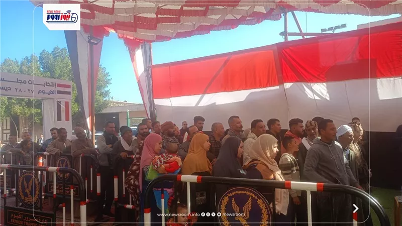 إقبال المواطنين بالساعات الأولى على لجان الدائرة الثالثة بالفيوم لجولة الإعادة