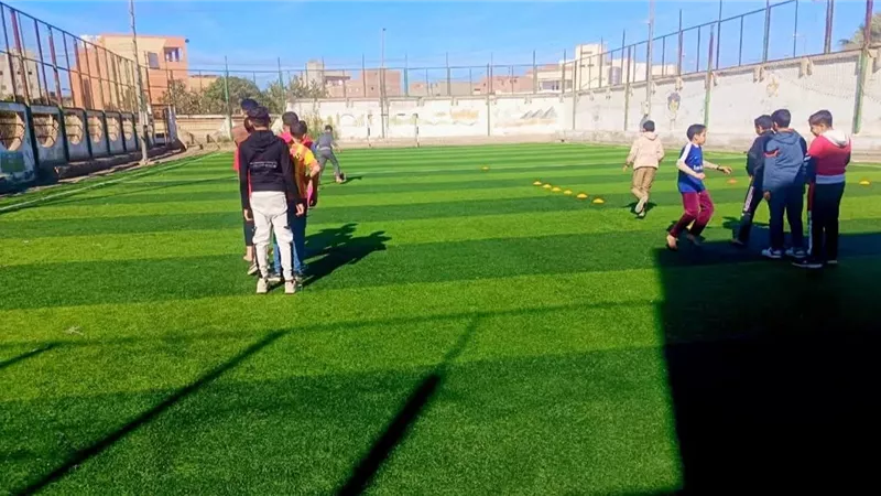 شعبة كرة قدم خماسي بنين تواصل تدريباتها بمركز شباب أولاد خلف بدمياط