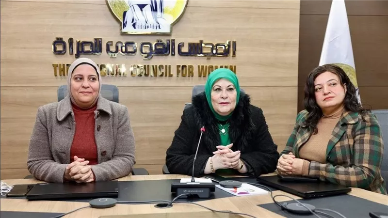 اليوم الأول من غرفة العمليات المركزية بالمجلس القومى للمرأة 