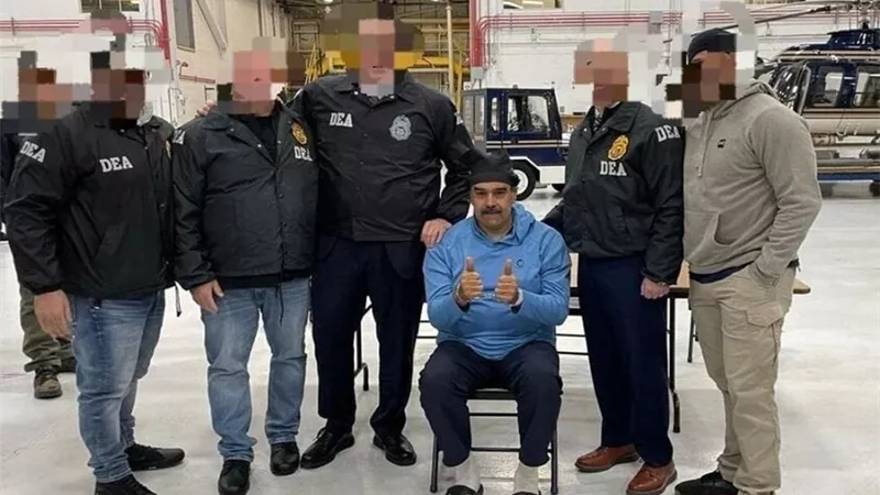 صور وفيديوهات توثق لحظات مهينة لمادورو داخل مقر مكافحة المخدرات بنيويورك