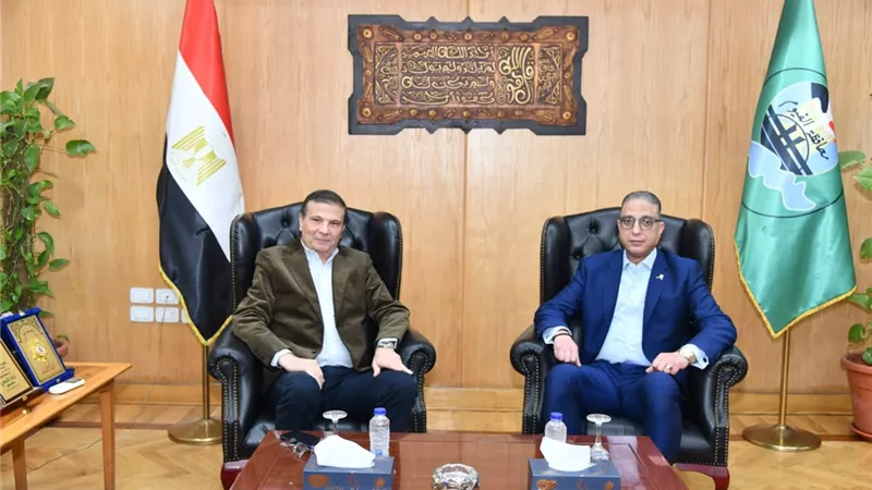 محافظ الفيوم يستقبل وزير الزراعة لتفقد عدد من المشروعات الإنتاجية والخدمية 