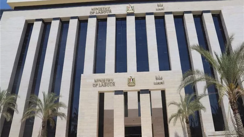 وزارة العمل تعلن عن فرص عمل جديدة بالأردن برواتب مجزية