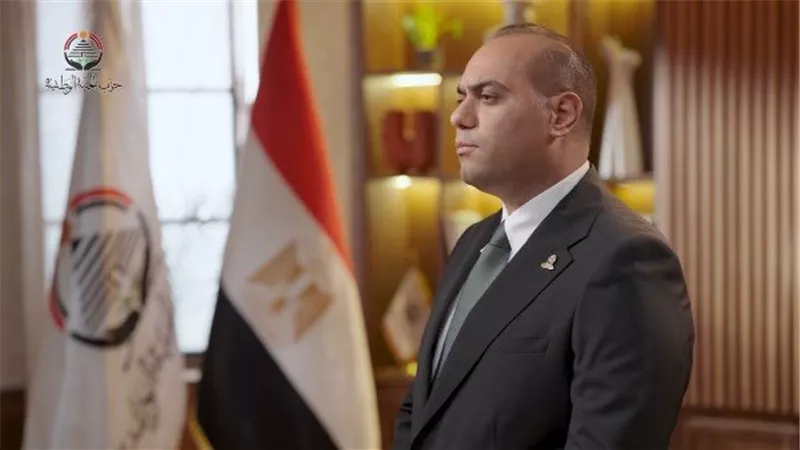 مصطفى جبر عقب تسلمه كارنيه عضوية النواب: الاستثمار أولوية بالمرحلة المقبلة