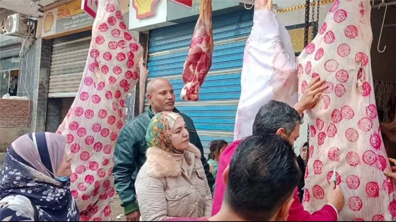 ضبط 300 كجم بانيه مجهول المصدر داخل محل كشري وكريب بشبين القناطر