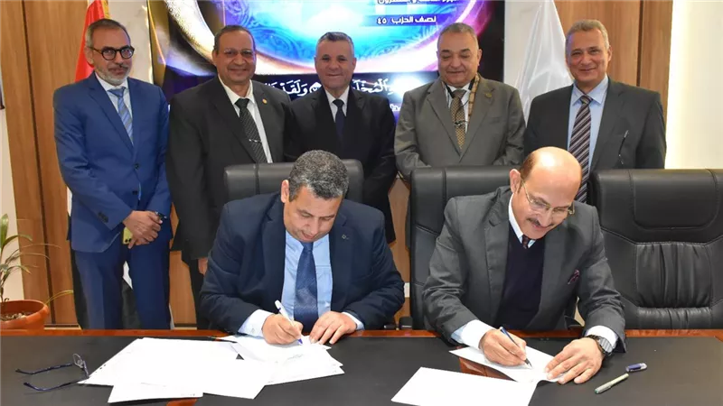 رئيس جامعة مدينة السادات يوقع مشروع بحثي دولي لتحسين إدارة الموارد المائية