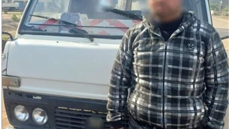 ضبط شخص لحث الناخبين على التصويت لصالح أحد المرشحين في البحيرة