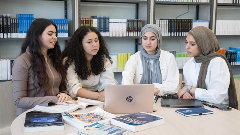 جامعة مصر للمعلوماتية تشارك في ألعاب استراتيجية الأعمال