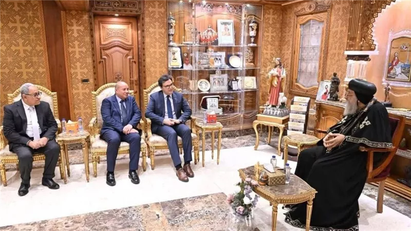 البابا تواضروس الثاني ووزير الثقافة يطلقان مبادرات للحفاظ على التراث القبطي 
