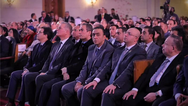 باحتفال الطائفة الإنجيلية.. محافظ بني سويف : المصريين نسيج وطنى واحد 