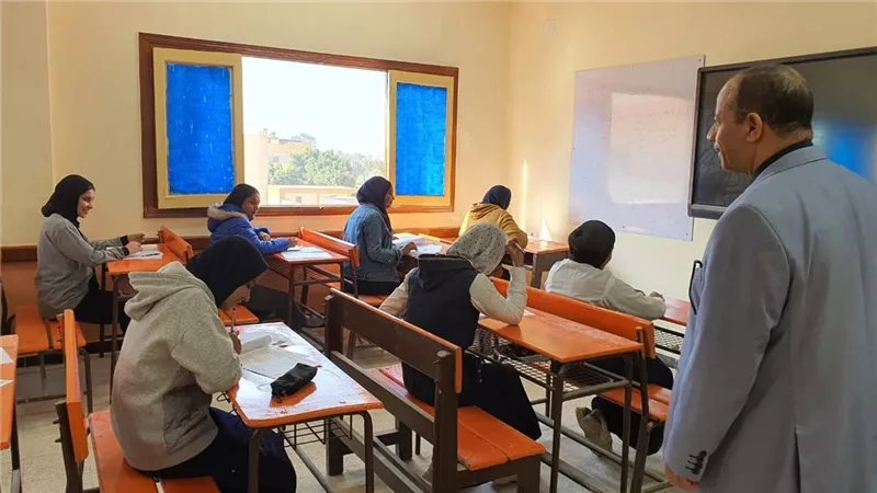 مراجعة نهائية في الكيمياء.. أهم النقاط والأسئلة المتوقعة لطلاب الثانوية العامة