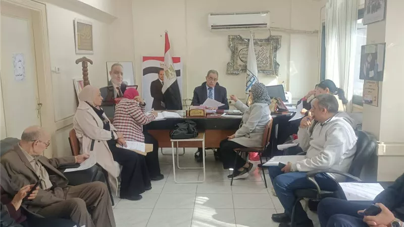بحث أوضاع المدارس الخاصة بتعليم بنى سويف وفق الضوابط الوزارية