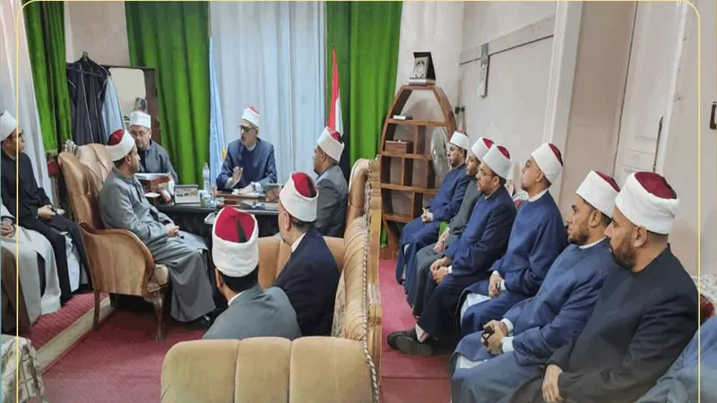 مدير أوقاف الإسكندرية يجتمع بأئمة قادة الفكر للارتقاء بالعمل الدعوي