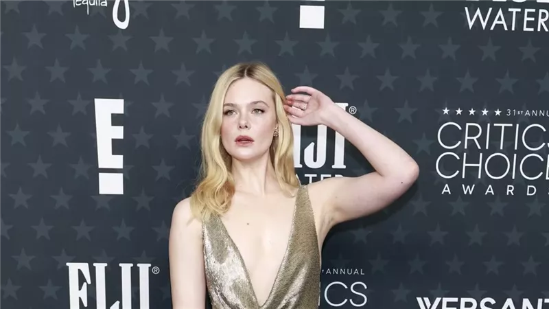 قصات جريئة..إطلالات غير متوقعة في حفل Critics’ Fashion Awards 2026