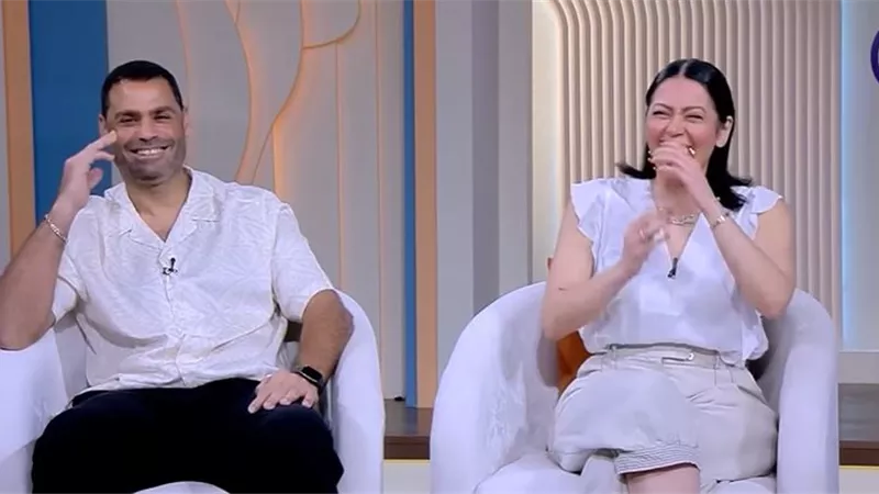 «هيخرب بيته ليه ما إحنا بنحب بعض».. تصريحات مثيرة من لقاء الخميسي وزوجها 