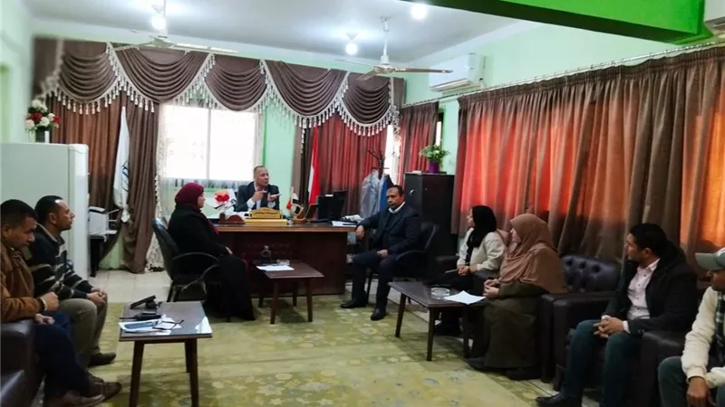 سمسطا تتابع خطة السكان والتنمية وتنفيذ حملات نظافة ومراقبة الأسواق ببني سويف
