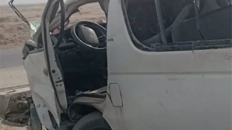 11مصابا في انقلاب ميكروباص بطريق السخنة ـ الجلالة بالسويس