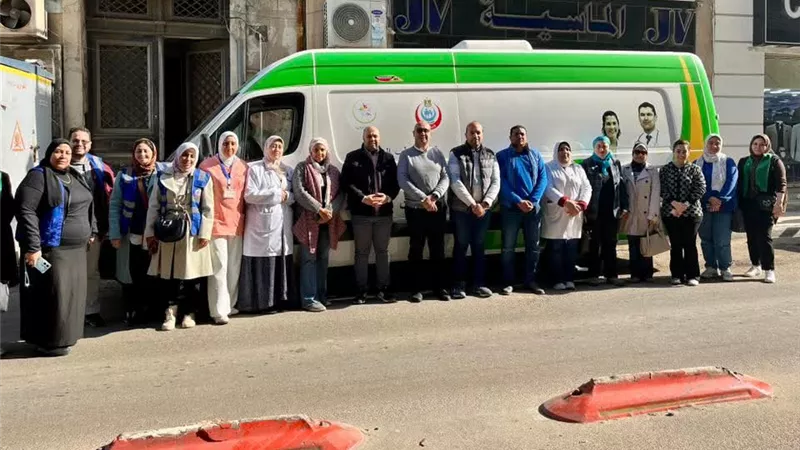 وكيل الصحة بالإسكندرية يتابع انتشار فرق التأمين الطبي بمحيط الكنائس