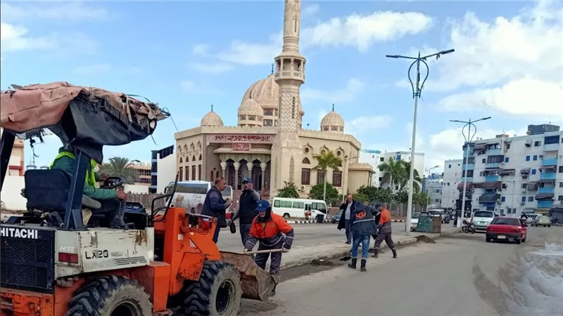 هل ستنجح شركة النظافة الجديدة في حل مشكلة القمامةببورسعيدأم ستنال مصيرسابقتها؟
