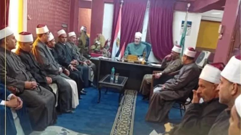 مدير أوقاف الدقهلية يجتمع بمديري الإدارات الفرعية لمتابعة شؤون المساجد 