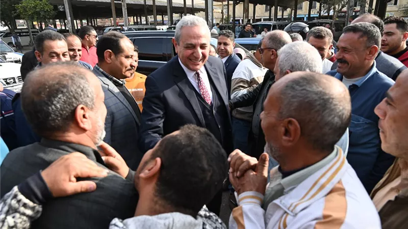 محافظ الغربية يتفقد مواقف طنطا ويستمع لمطالب المواطنين لضمان انتظام النقل وراح