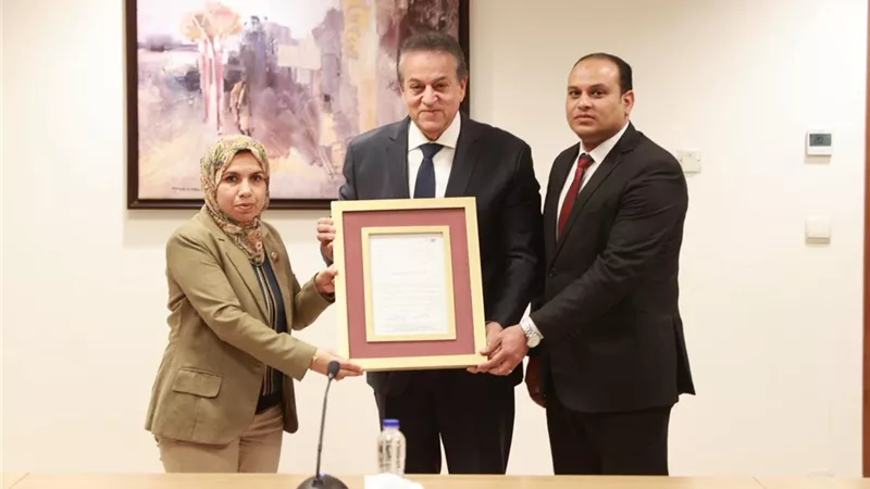  وزيرالصحة يكرم قطاع الطب الوقائي لحصوله على 3 جوائز دولية | تفاصيل
