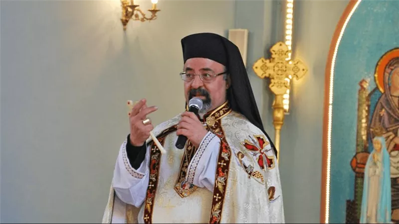 الأنبا إبراهيم إسحق يختتم قداس 