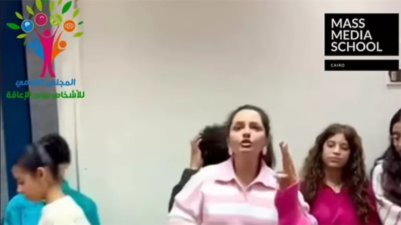 الإعلامية داليا أشرف تقدم ورشة 